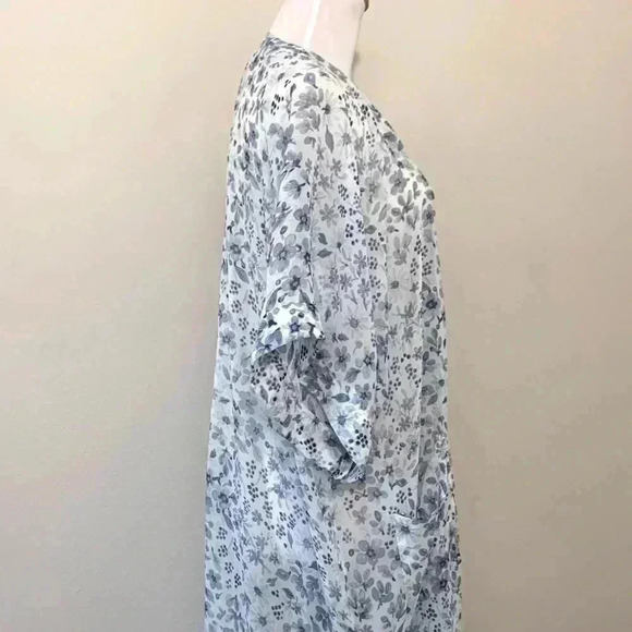 Rachel Zoe sheer white and blue flower chiffon long kimono - Picture 3 of 7